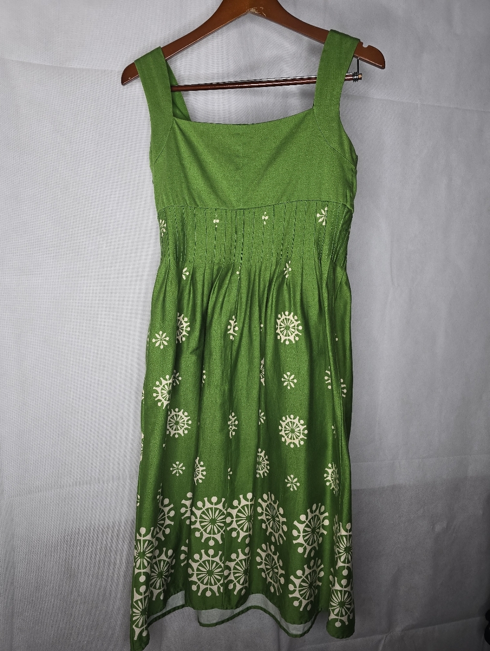 Dressbarn Fit Flare Dress Green Retro Print Sleeveless Beaded Sweetheart Neck 4 - Picture 7 of 12